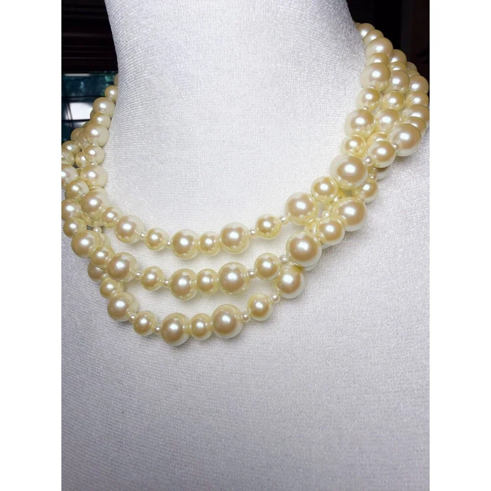 Rare Vintage Gay Boyer triple strand pearl necklace gold seashell clasp